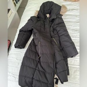Kate Spade XL Down Parka Coat (black) with detachable coyote-lined hood